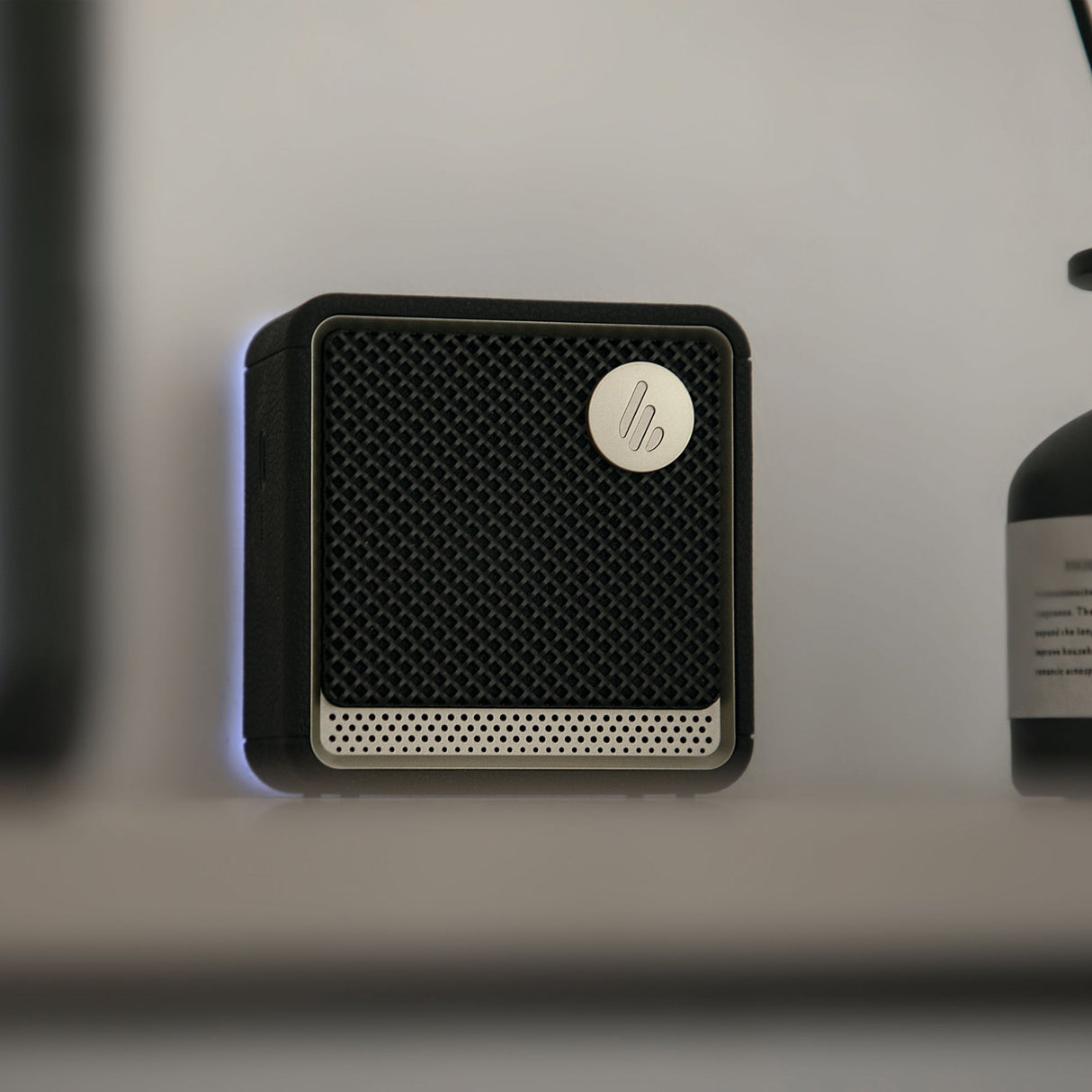 Edifier ES20 רמקול בלוטות' נייד