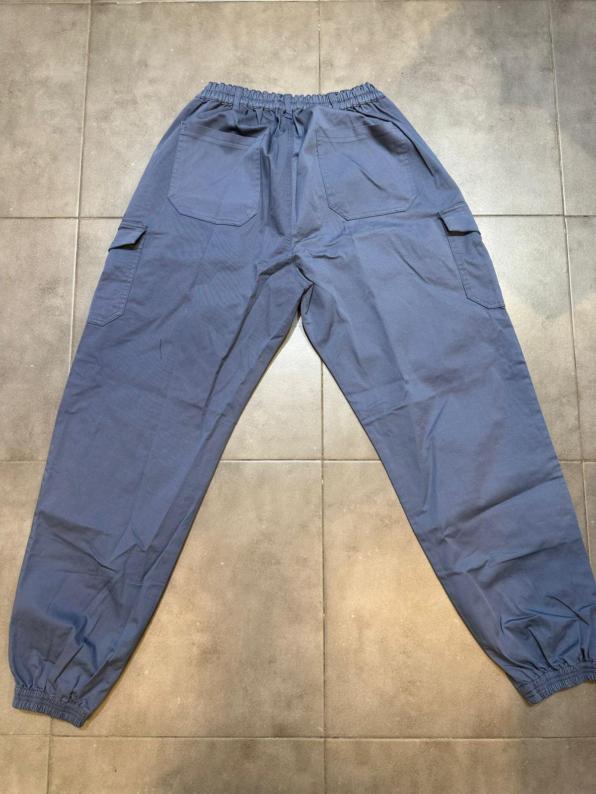 מכנס קרגו /ג'וגר דגמ"ח חצי גומי עם רוכסן בצבע כחול פטרול