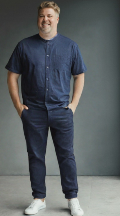 ג'ינס בגזרה ישרה לייקרה כולל בחגורה צבע כחול כהה