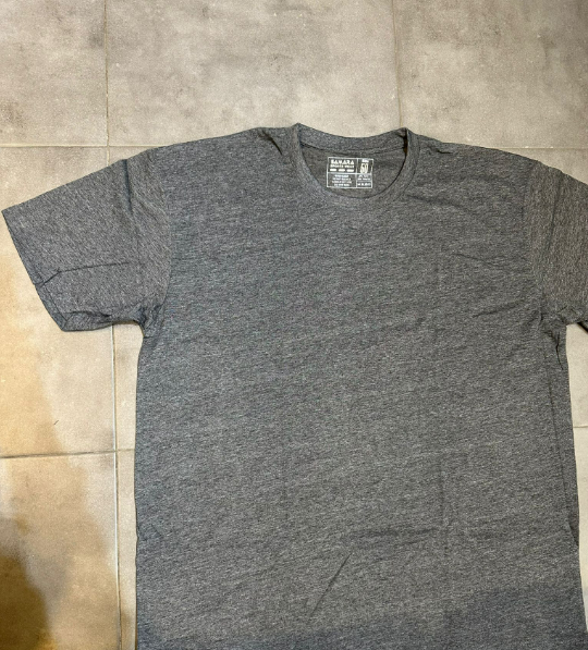 חולצת בייסיק שרוול קצר חלקה צבע אפור מלנג'