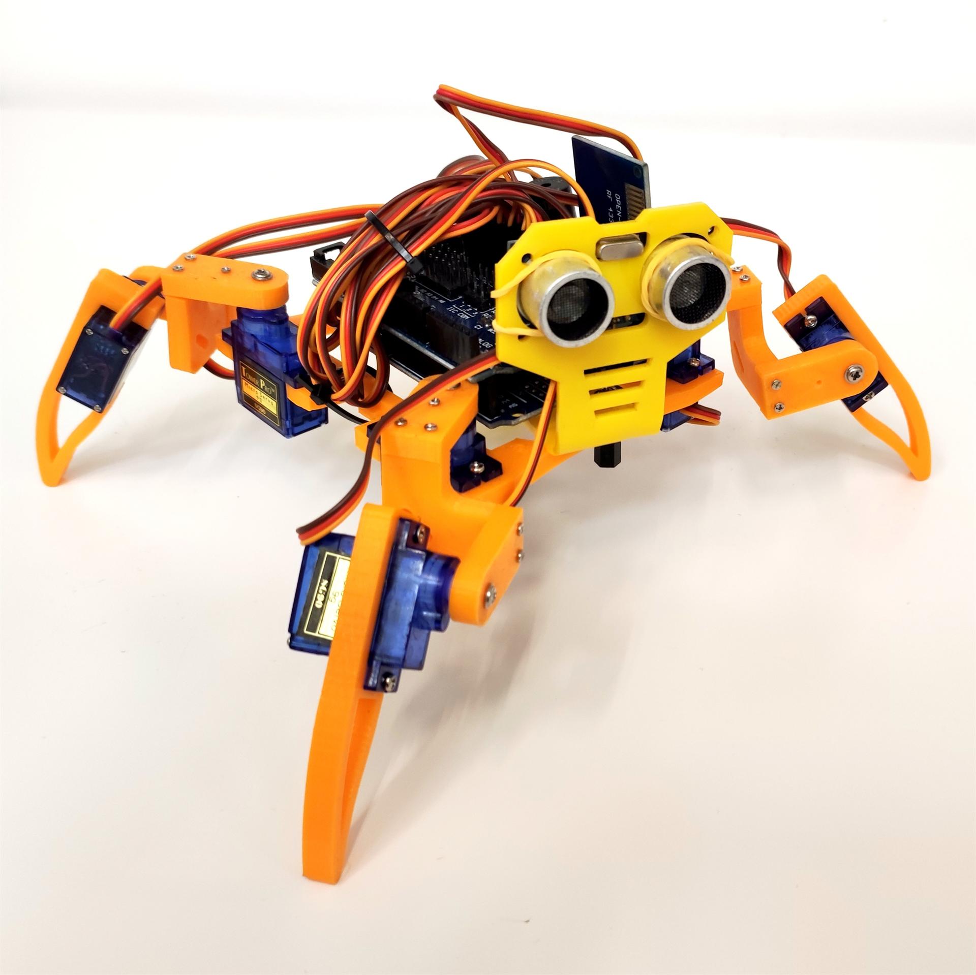 עכביש רובוטי ארדואינו מתוכנת (צבע כתום)